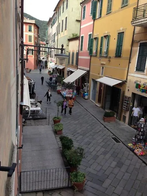 Apartment Appartamento A Due Passi Dal Mare Finale Ligure